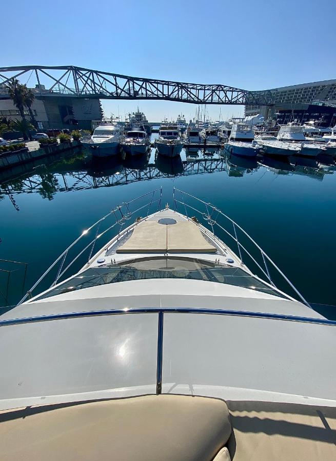 فندق سان أدريان دي بيزوسفي  Yacht In Barcelona المظهر الخارجي الصورة